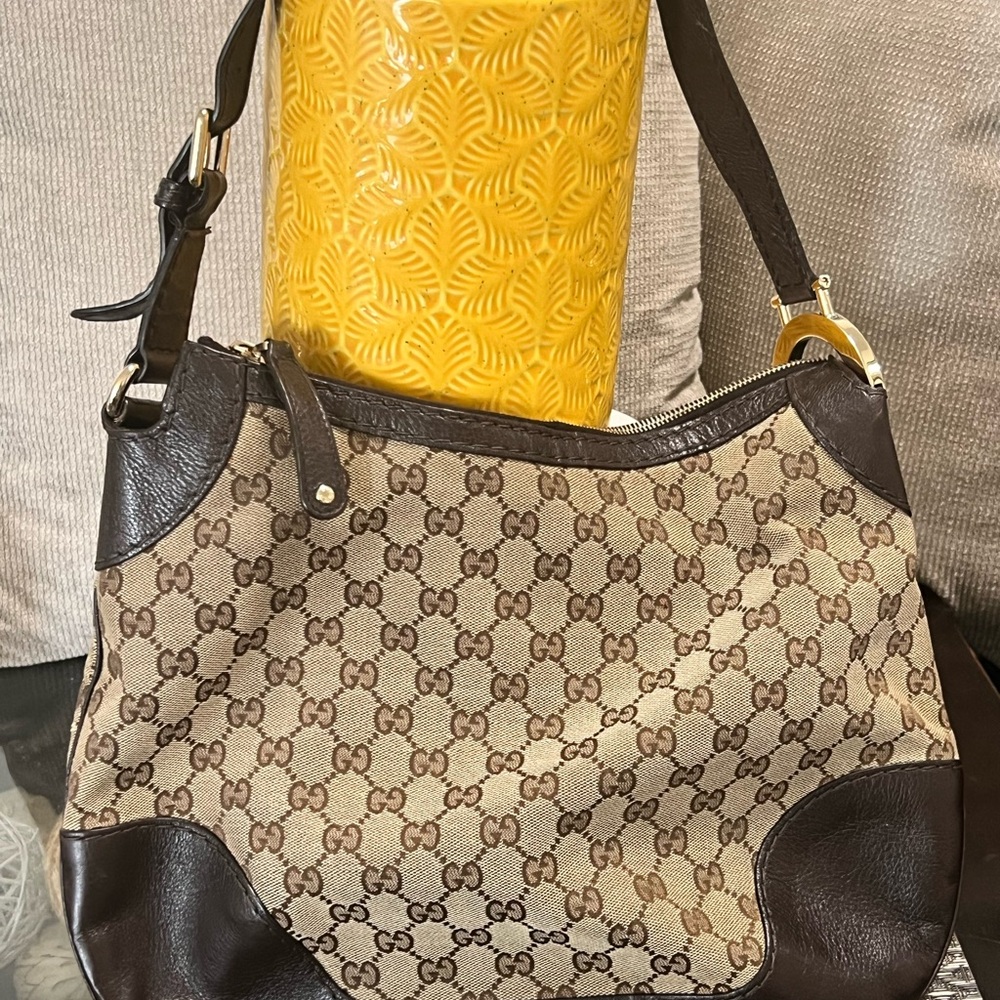 Pre-owned Gucci Charlotte GG Canvas Shoulder Bag - Picture 3 of 16